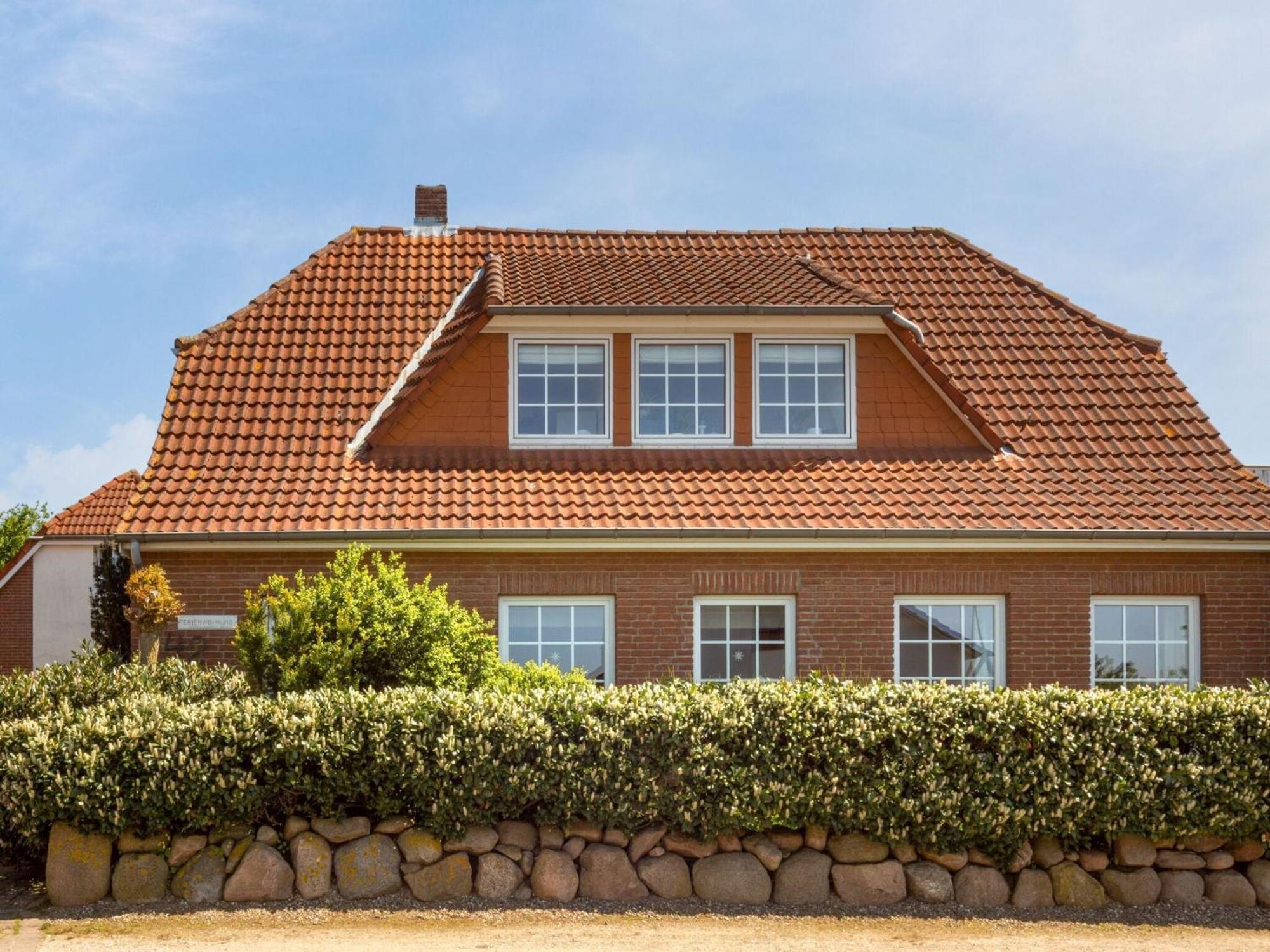 Enticing Holiday Home In Oldenburg With Garden Near Sea Dannau Kültér fotó